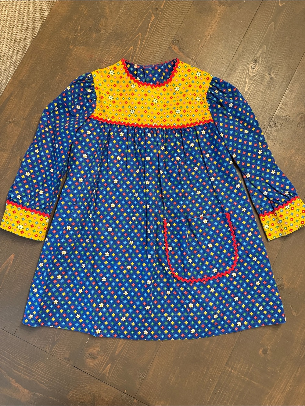 Vintage Cinderella Stop The Press Calico Floral Print Red Rickrack Smocked Dress